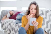 5 reasons you might actually want to check your partner’s phone