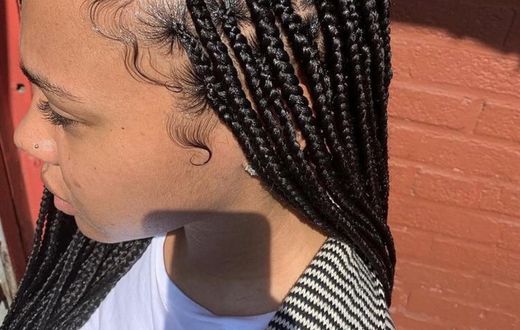 Knotless box braids