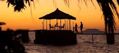 Honeymoon-kaya-mawa