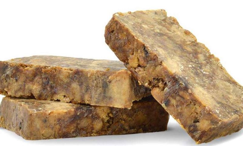Alata Samina: 4 beauty benefits of this African soap you probably didn’t know
