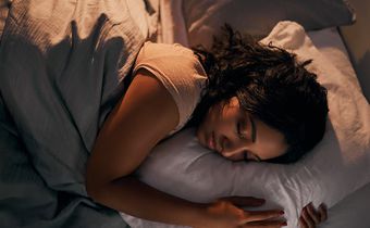 Here are 7 things to do to sleep faster at night
