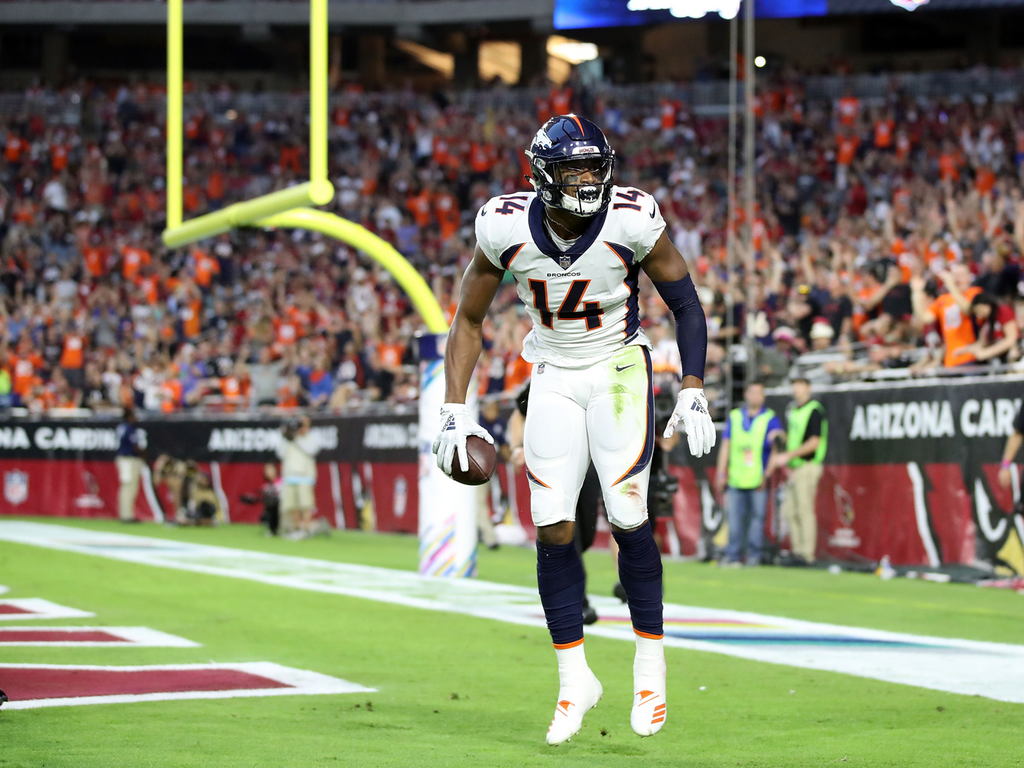 Top 12 waiver-wire pickups for Week 14 of fantasy football