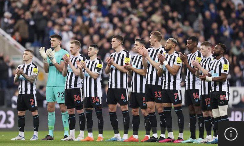 Newcastle pay tribute to Atsu