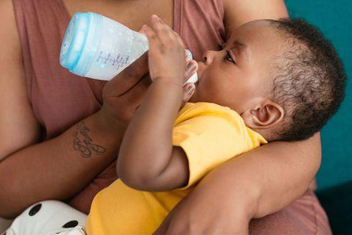 There are alternatives to breastfeeding [Pinterest]