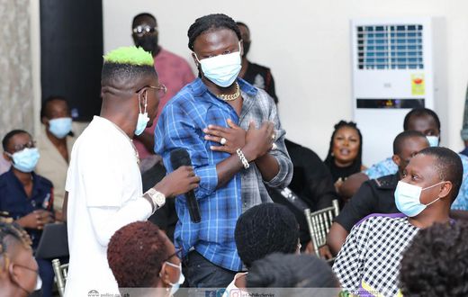 Stonebwoy and Shatta Wale at the meeting with the IGP
