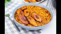 Red-red recipe (Beans stew with fried plantains)