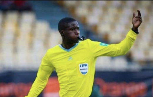 Referee Pierre Ghislain Atcho