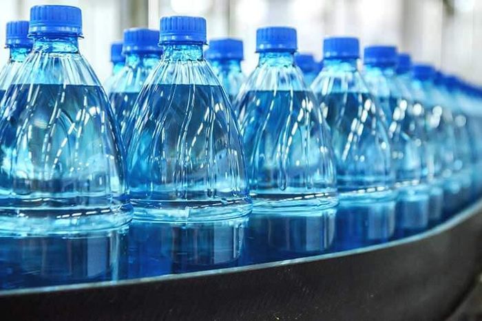 plastic-bottles-production