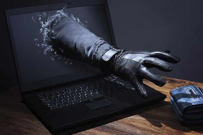 ___8096551___2018___3___10___15___419138-how-to-report-internet-fraud-810