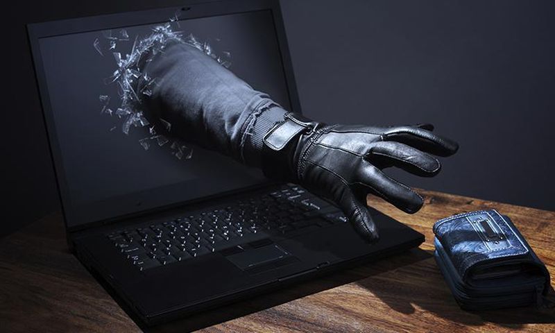 ___8096551___2018___3___10___15___419138-how-to-report-internet-fraud-810