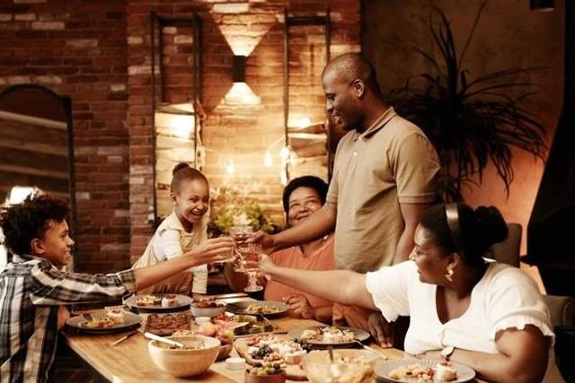 Traditions to start with your family [Shutterstock]