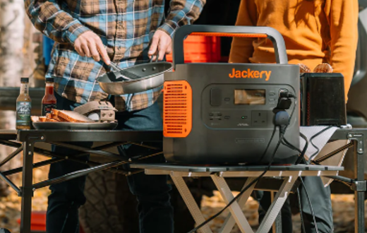Powering Pedlars on the Way: The Potential of Electric Generators