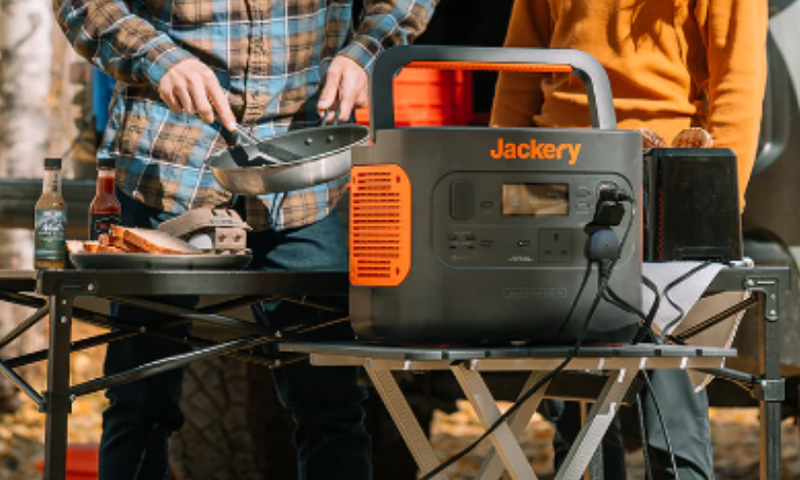 Powering Pedlars on the Way: The Potential of Electric Generators