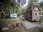 Here's what living in a tiny house is really like, according to people who traded their homes for minimalism