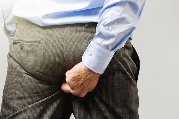 8 Reasons Your Butt Itches Like Crazy