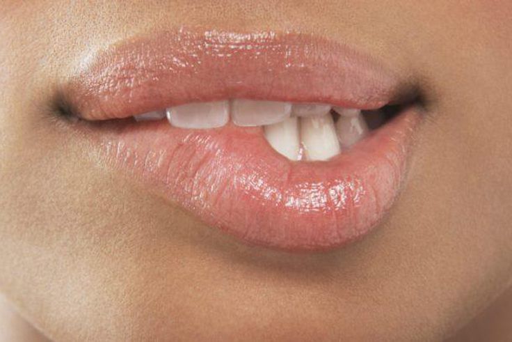 5 home remedies for soft pink lips [Credit: Lopolics]