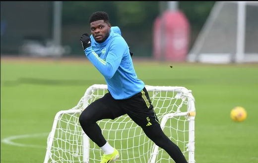 Thomas Partey returns to Arsenal training after injury layoff