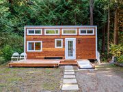 Here's what living in a tiny house is really like, according to people who traded their homes for minimalism