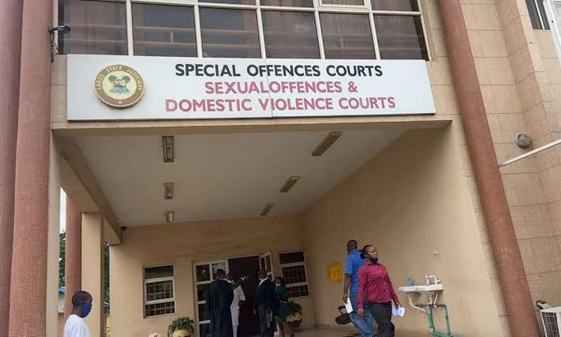 Student bags prison sentence for pretending to be American lawyer
