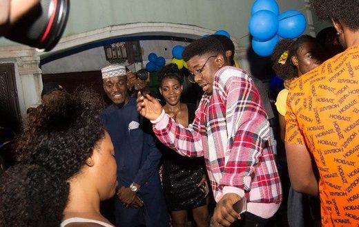 Organize a dope house party this December
