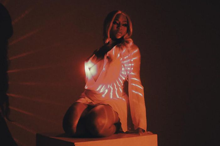 Singer Nikita Amadi Releases Energetic Afrobeat/AfroRnb Single 'All Night'