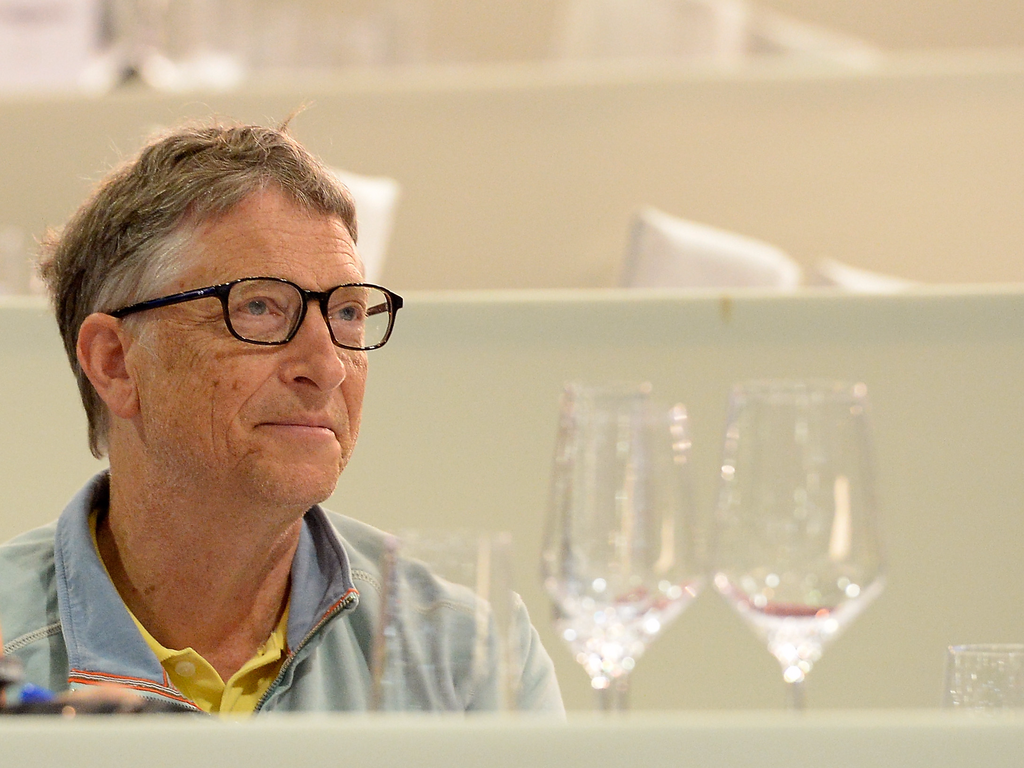 19 crazy facts about Bill Gates' $127 million mansion (MSFT)