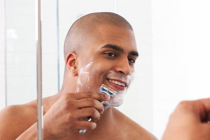 Dealing with razor bumps