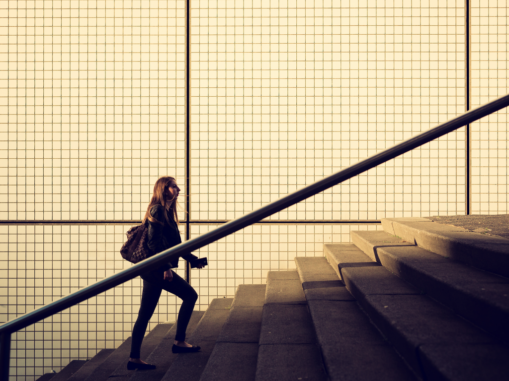17 tips for staying healthy while working a desk job