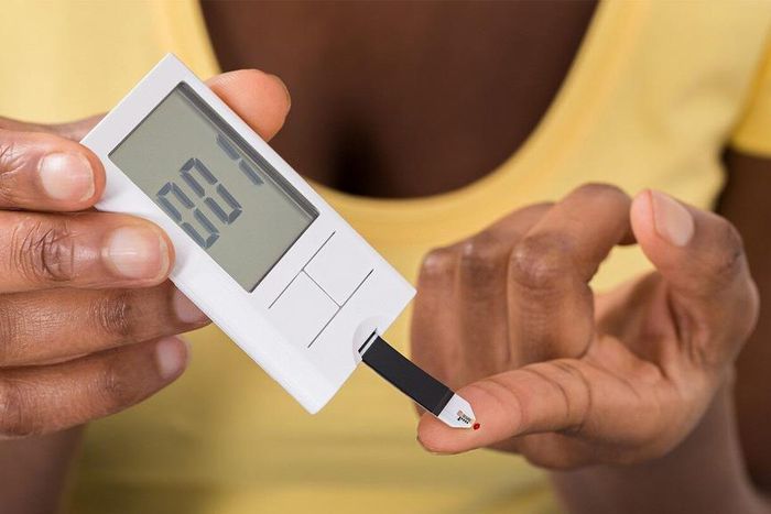 Checking sugar level