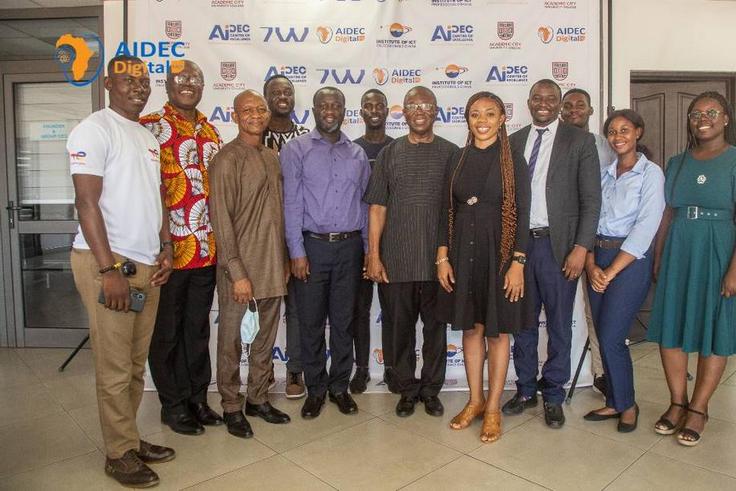 Leadership of AIDEC Digital and participants at the seminar