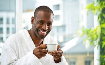 8 Easy ways to give yourself  a spa treatment at home