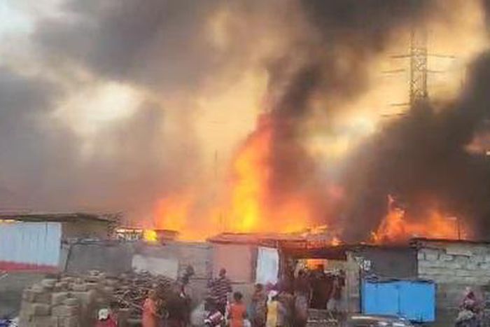 Fire outbreak at Kwame Nkrumah circle