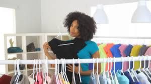 Spanish Minister proposes tax on trying out clothes in stores