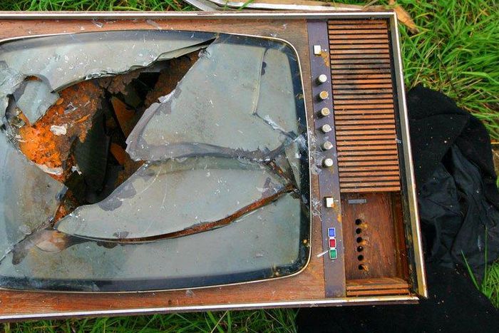 broken tv television