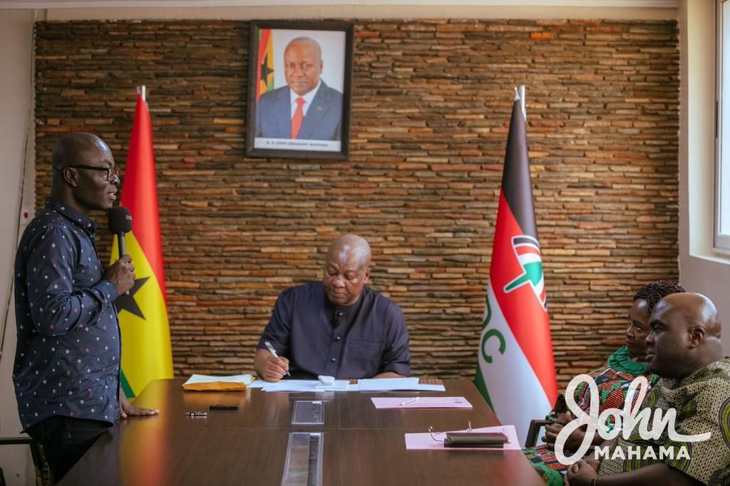 Menzgold customers cry to Mahama for help