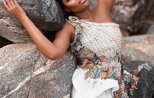 Yvonne Nelson needs a date