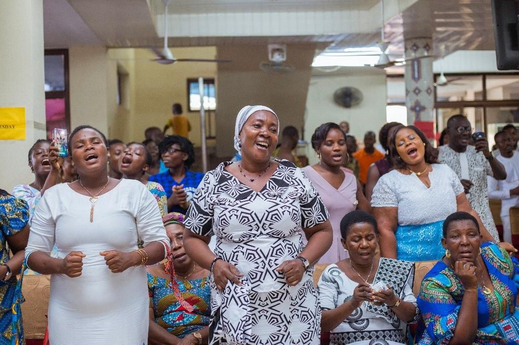 Showers of blessings as Uncle Ato rocks Kokomlemle Methodist Church