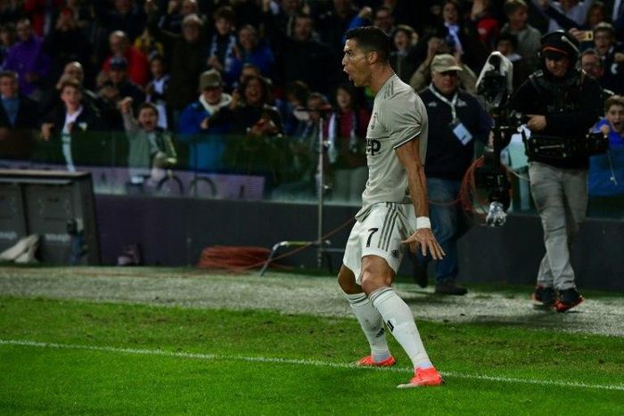 Cristiano Ronaldo celebrates his goal
