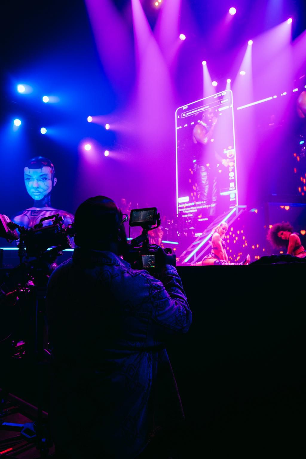 Ghana creative Emmanuel Whajah shares experience from going on tour with Jason Derulo