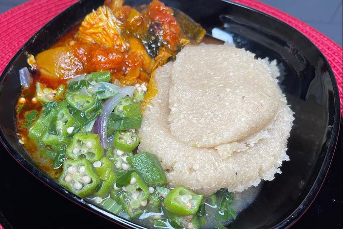 Okro Abomu (Fetri Toto)