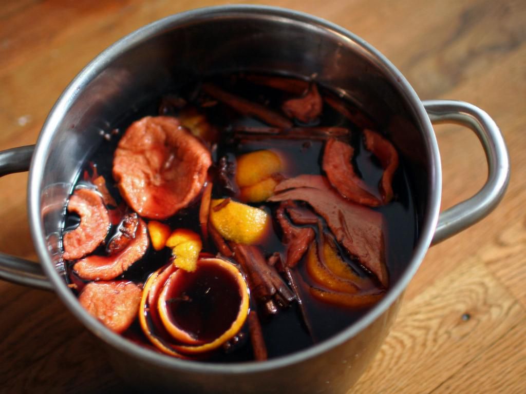 10 Christmas cocktails from around the world that you should try this year