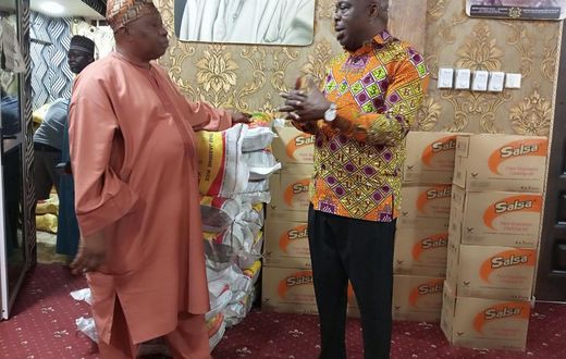Asabee donates to Chief Imam