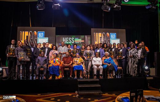 All award winners with dignitaries after the ceremony