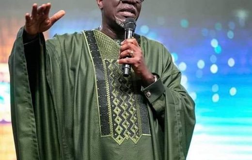 Pastor Dr. Mensah Otabil