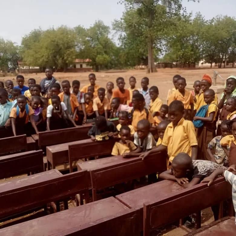 Sports journalist Muftawu Nabila raises funds to buy furniture for deprived Duu Basic School