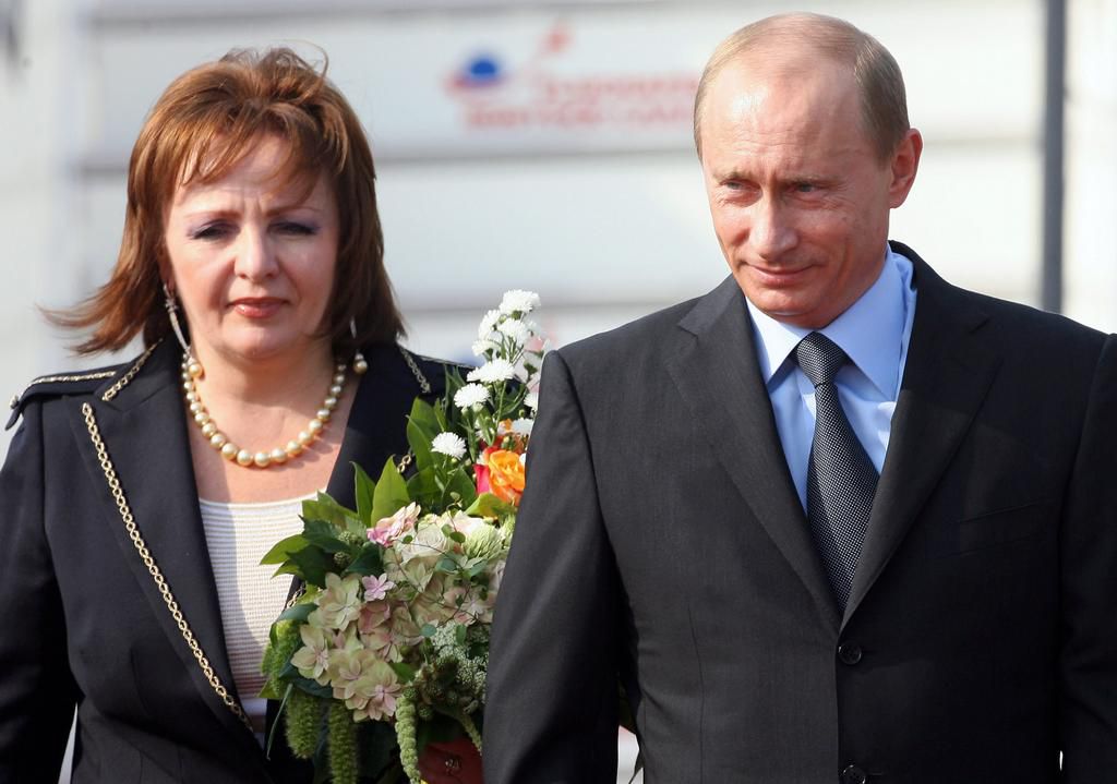Putin has 2, maybe 3, daughters he never talks about — here's everything we know about them
