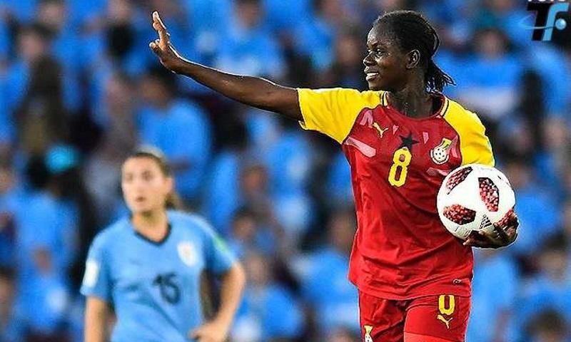Mukarama-Abdulai-celeb-Ghana-vs-Uruguay2
