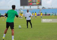 Richard Kingson training Jojo Wollacott