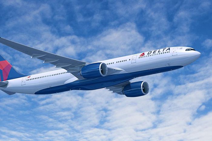 Oxygen malfunction on Delta Airlines flight from Ghana to the US forces emergency landing