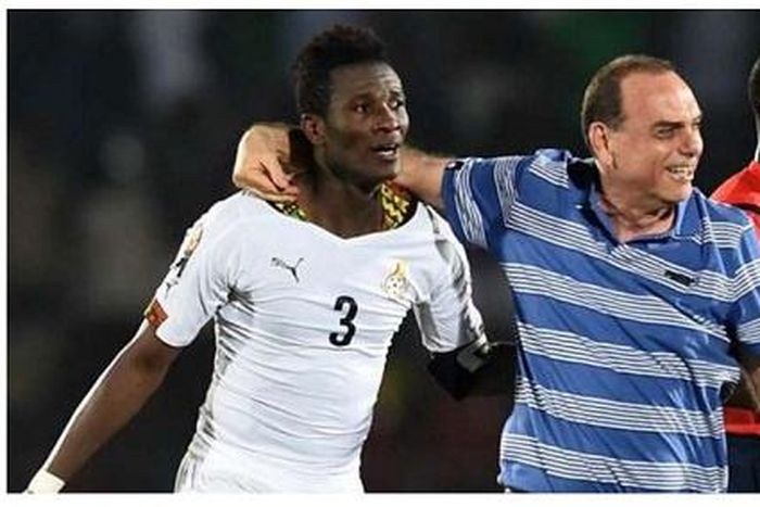 Asamoah Gyan and Avram Grant